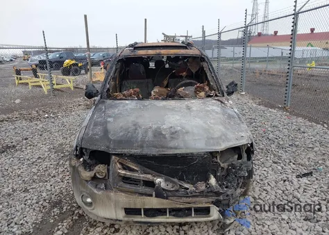 2012 Ford Escape Xlt z USA, uszkodzony, nr VIN 1FMCU9DG9CKB63876